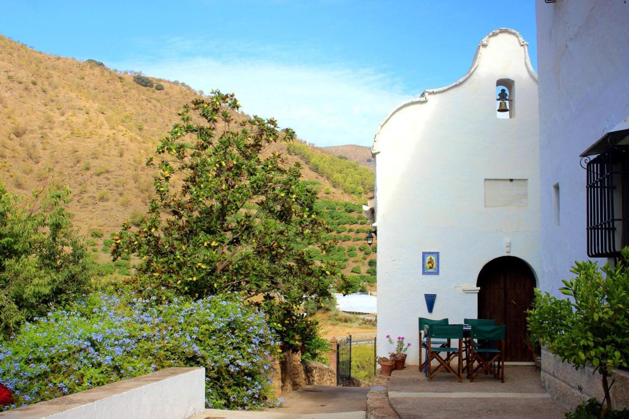 Вилла La Casita Azul - Casa Tipica Andaluza Альбуньоль Экстерьер фото